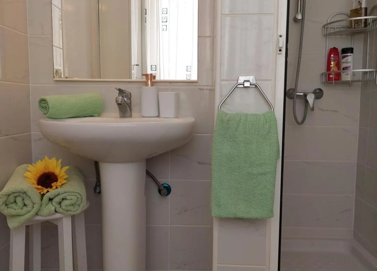 Jacuzzi House Sunflower Коста-дель-Силенцио