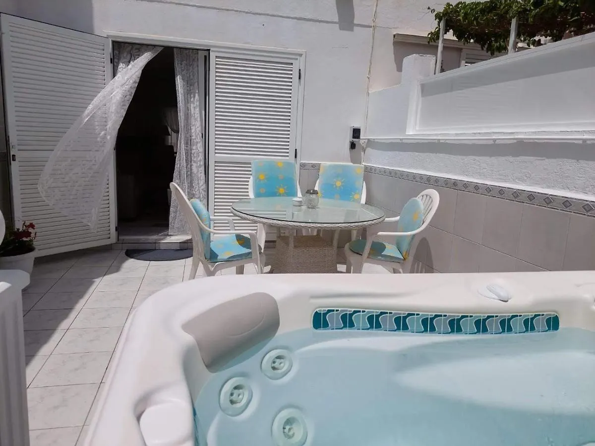 Jacuzzi House Sunflower Costa Del Silencio Holiday home